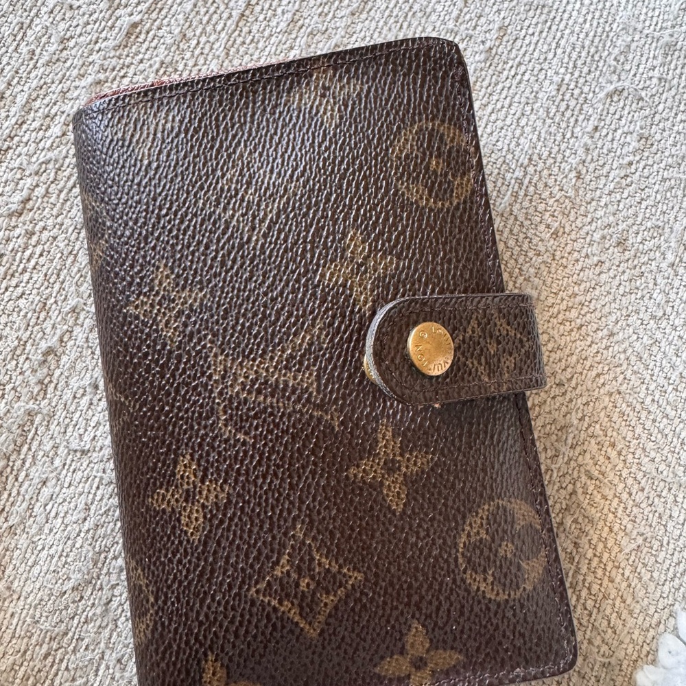 Louis Vuitton Brown Monogram Agenda Cover with Gold Snap. Authentic!
